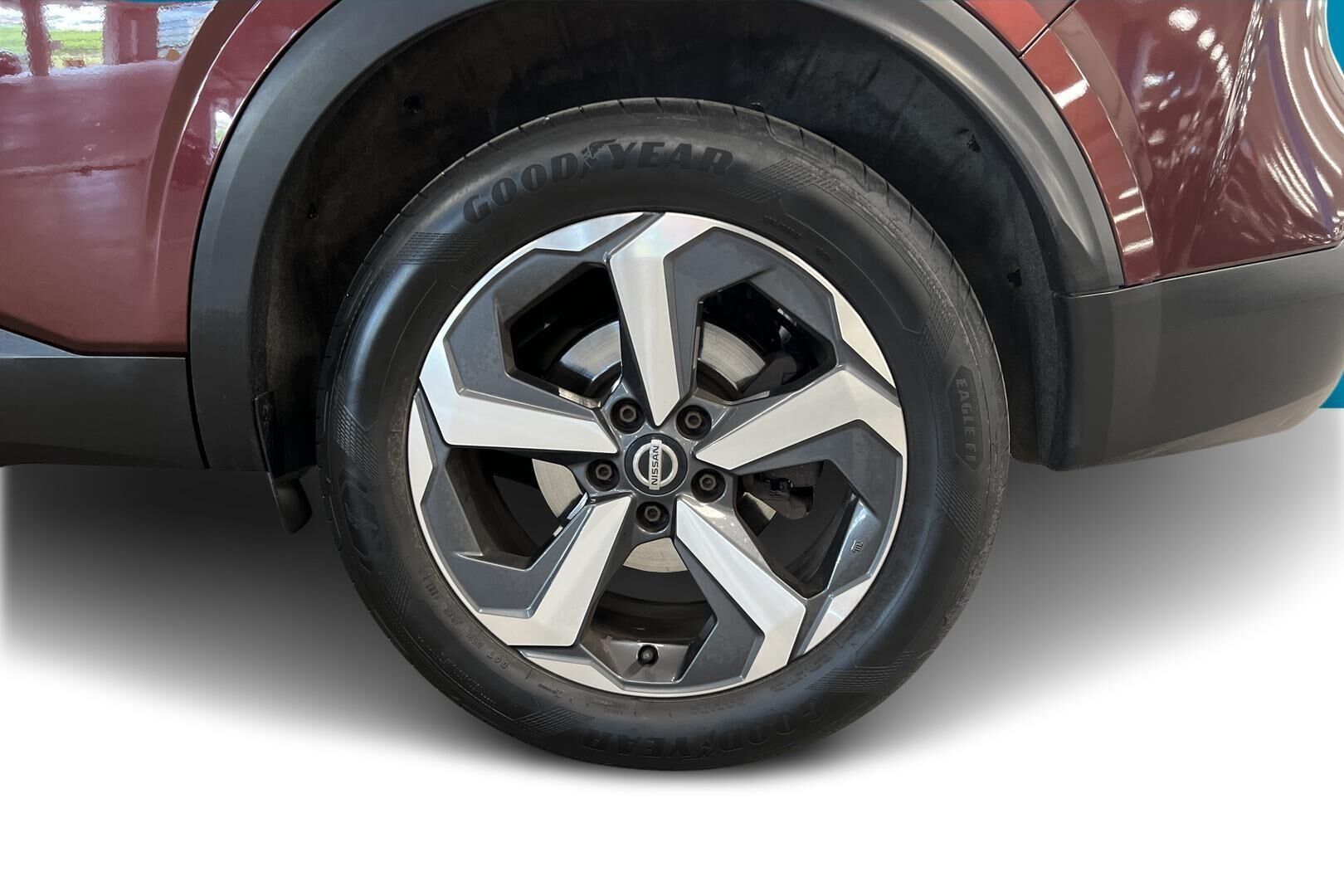 Nissan Qashqai iso kuva 11
