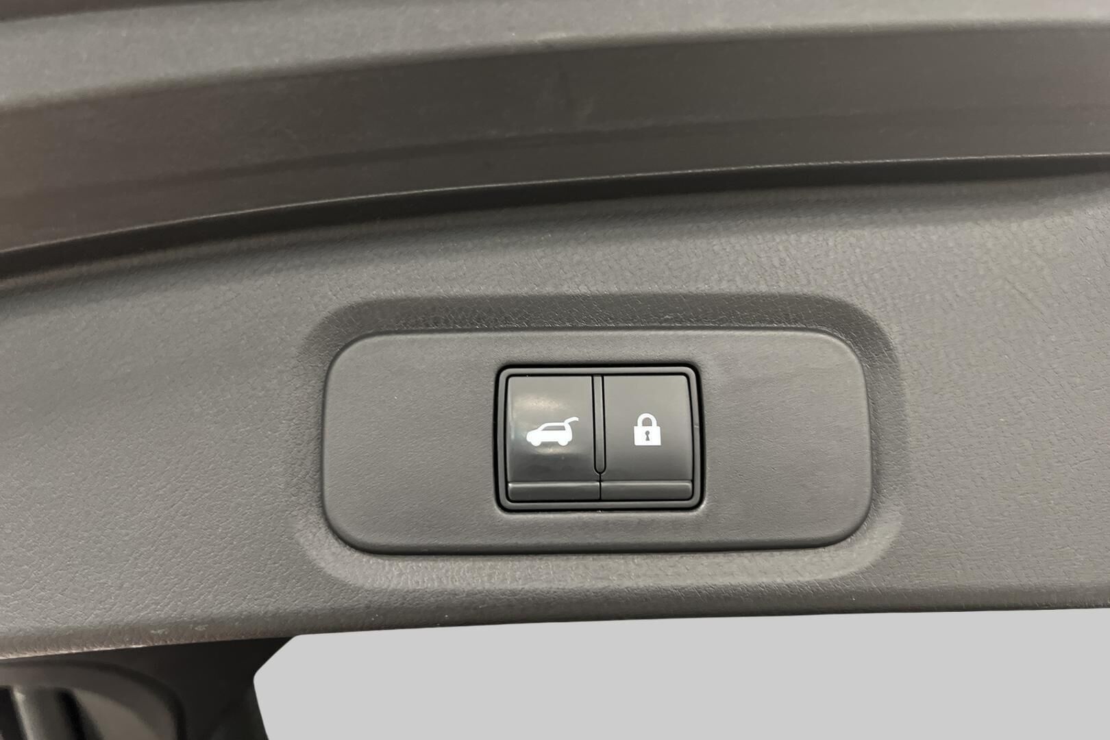 Nissan Qashqai iso kuva 12