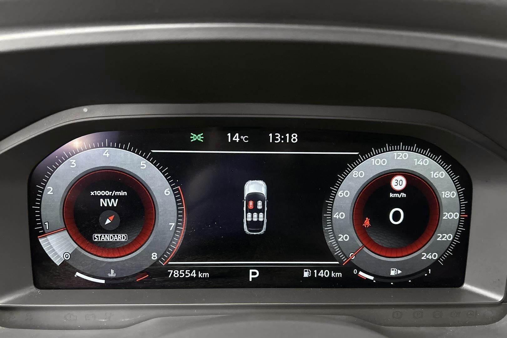 Nissan Qashqai iso kuva 9