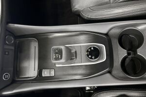 Nissan Qashqai esikatselu 12