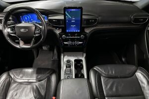 Ford Explorer esikatselu 8