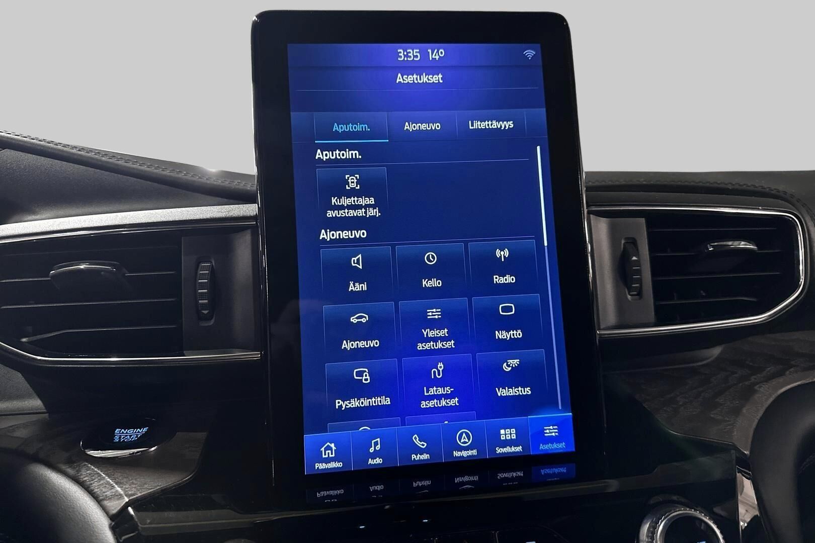 Ford Explorer iso kuva 14