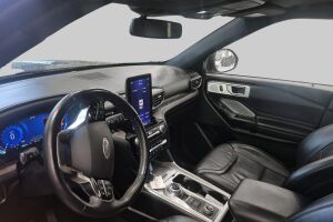 Ford Explorer esikatselu 2