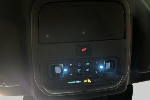 Ford Explorer esikatselu 32