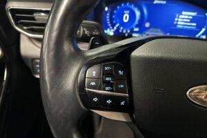 Ford Explorer esikatselu 18