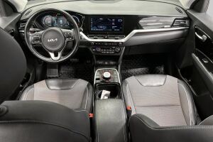 Kia Niro esikatselu 22
