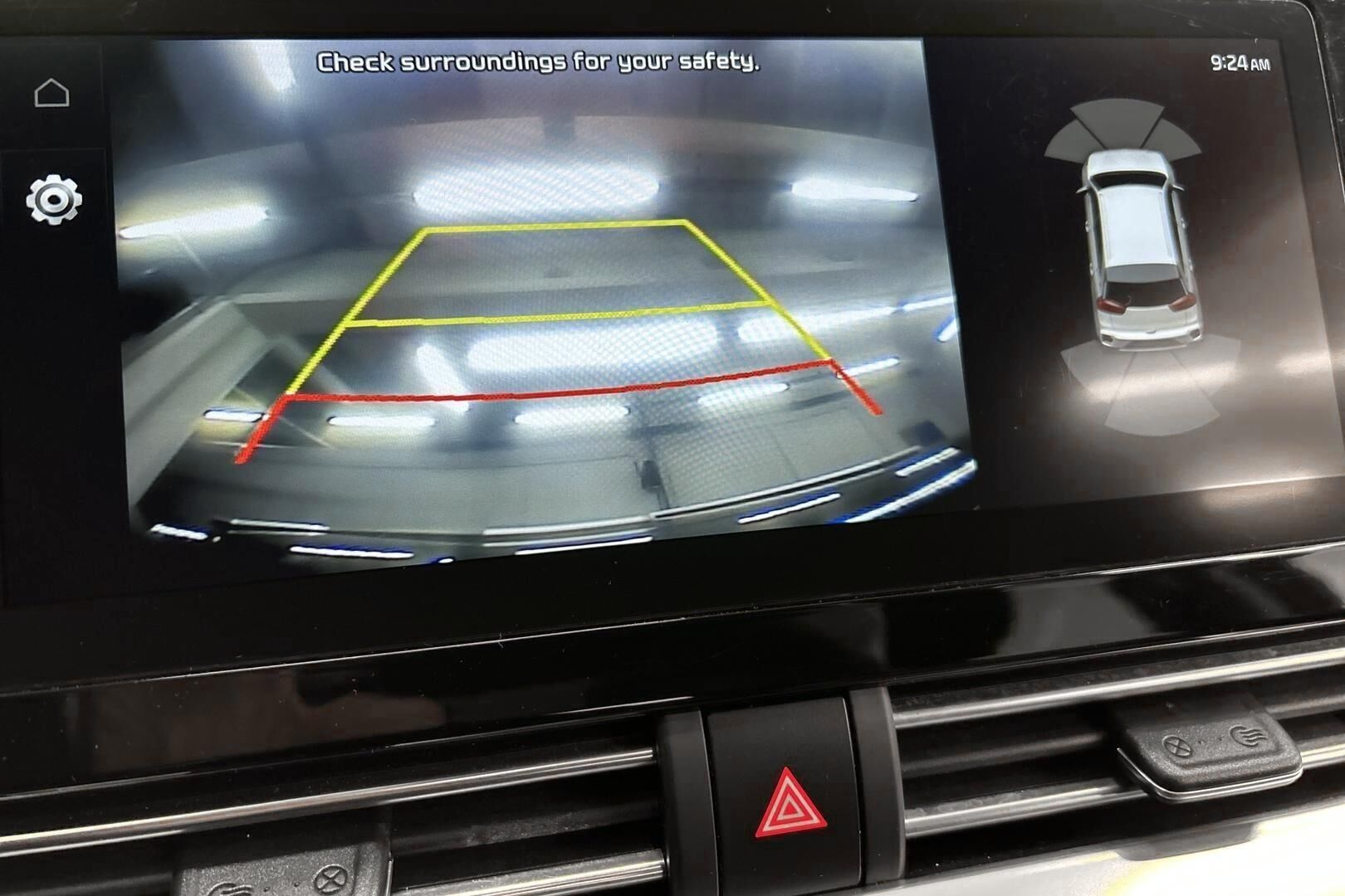 Kia Niro iso kuva 15