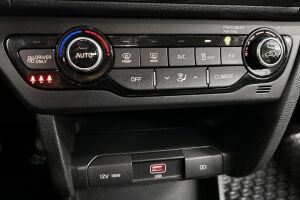 Kia Niro esikatselu 16