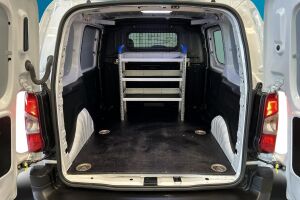 Peugeot e-Partner esikatselu 12