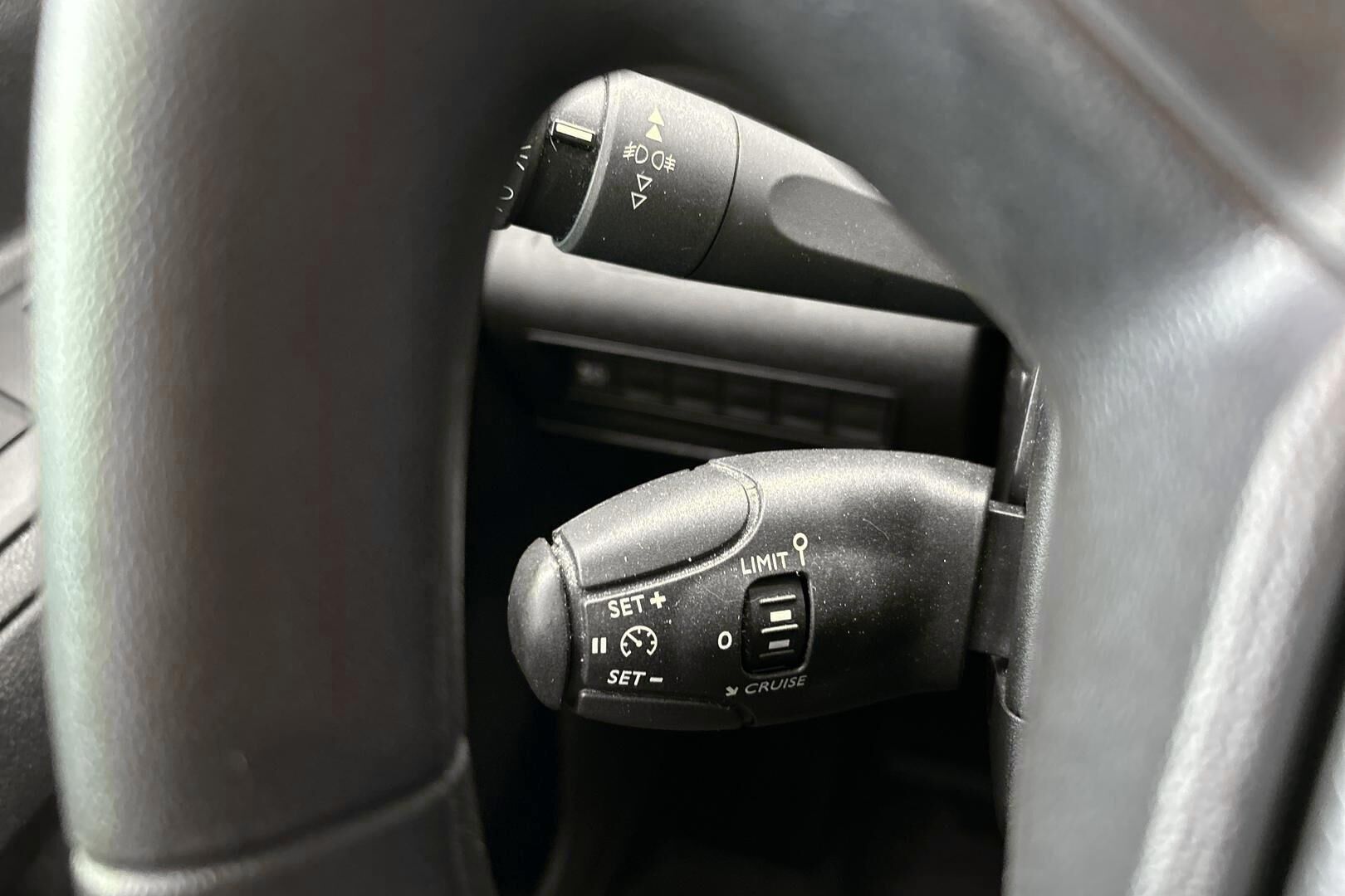 Peugeot e-Partner iso kuva 20