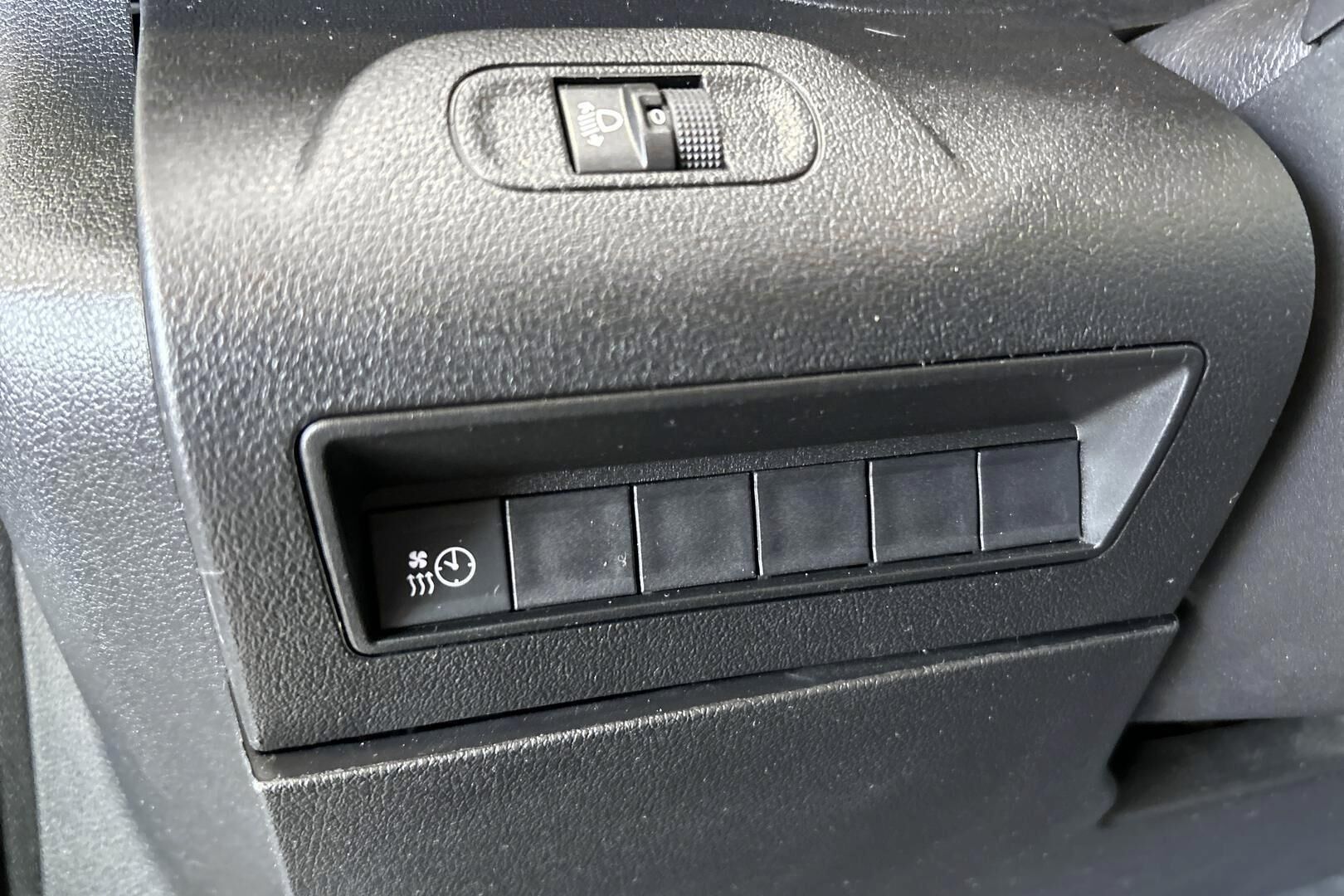 Peugeot e-Partner iso kuva 22