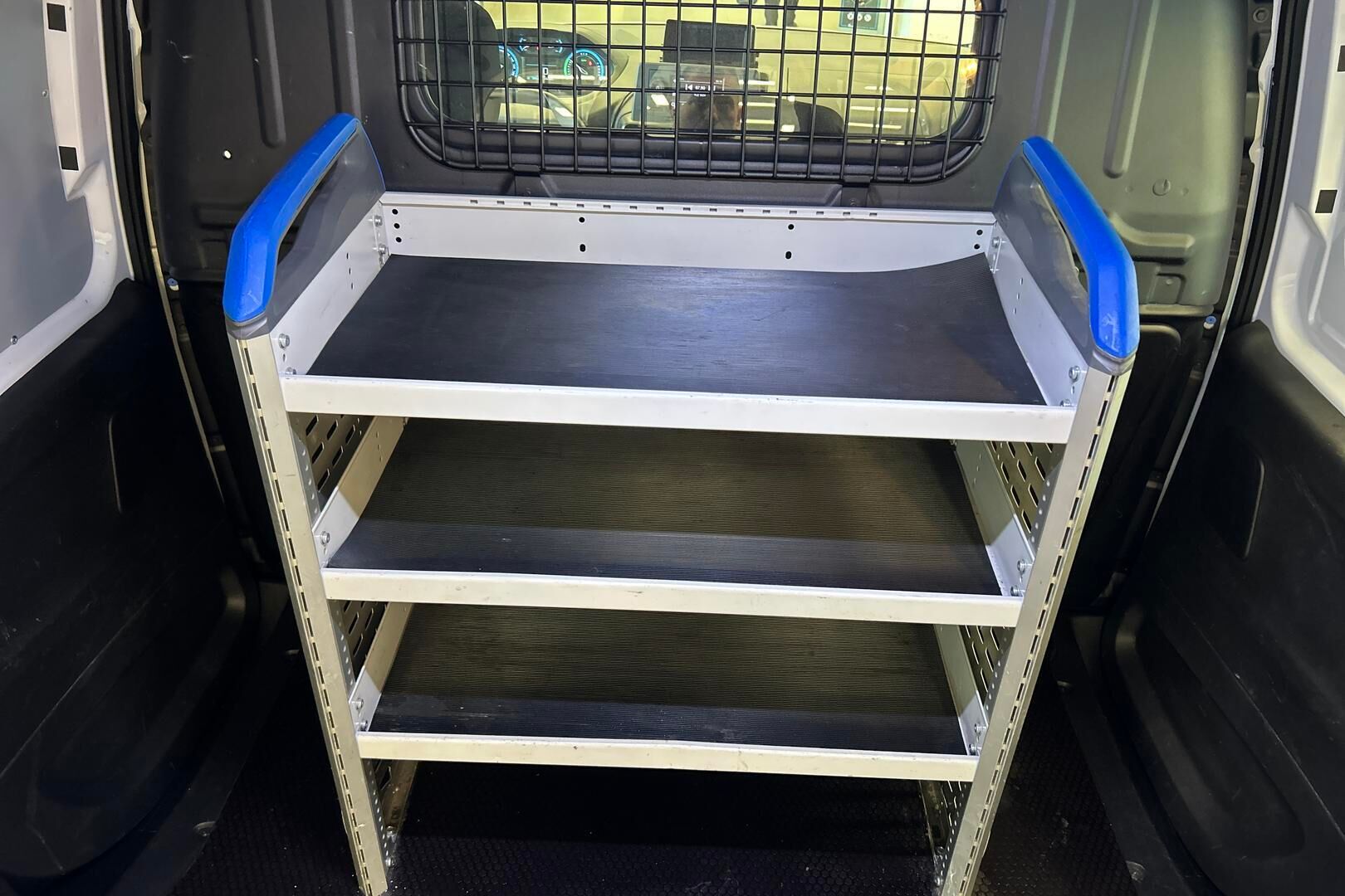 Peugeot e-Partner iso kuva 25