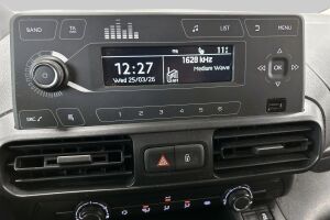 Peugeot Partner esikatselu 16