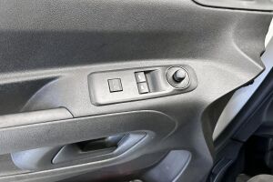 Peugeot Partner esikatselu 23