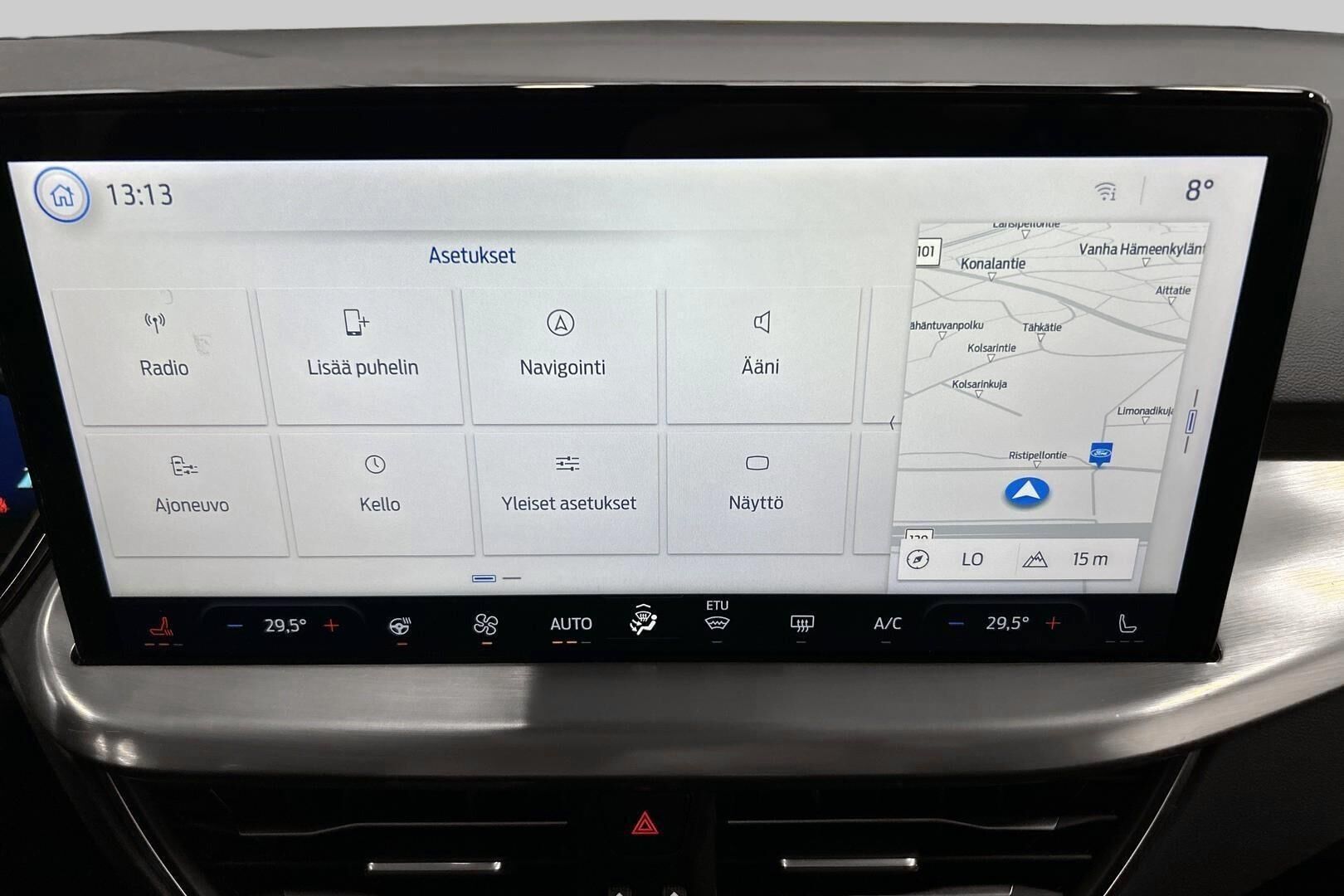 Ford Focus iso kuva 14