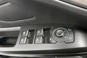 Ford Focus esikatselu 23