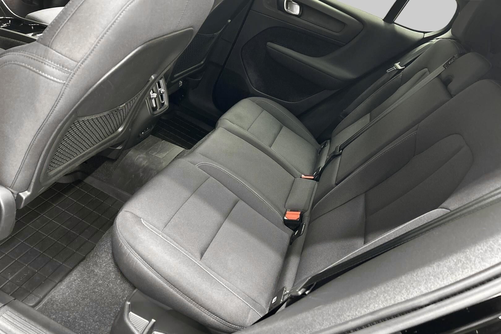 Volvo C40 iso kuva 2