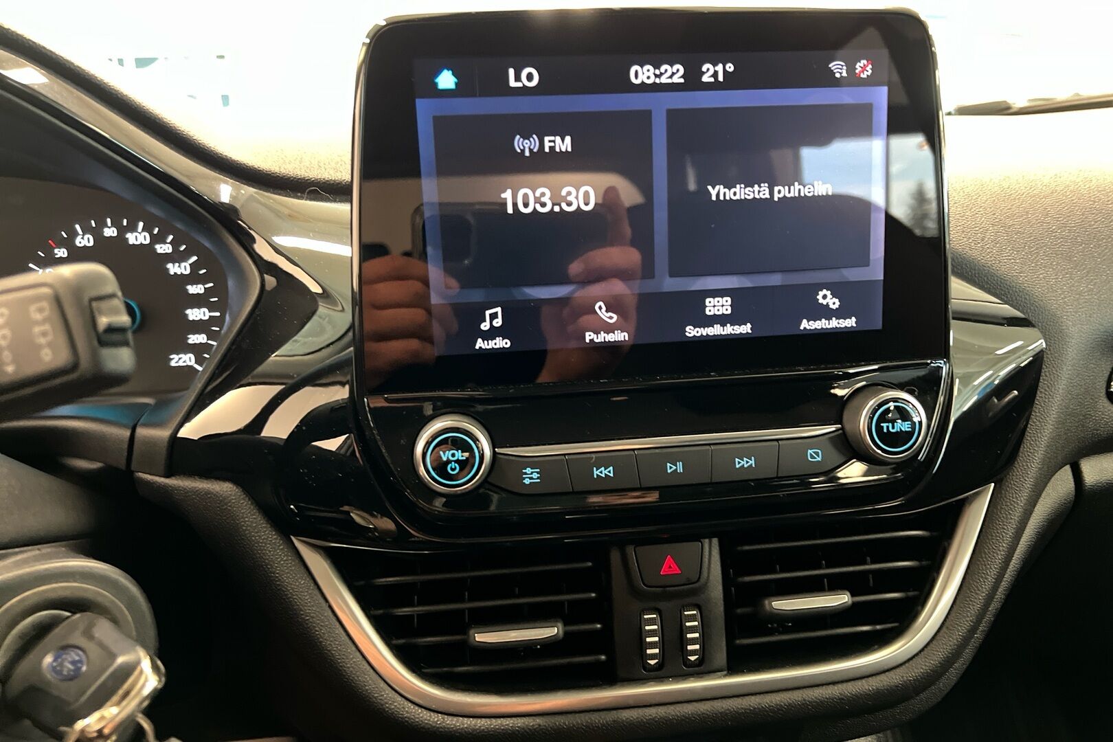 Ford Fiesta iso kuva 12