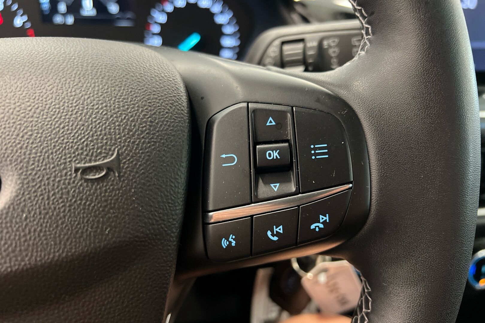 Ford Fiesta iso kuva 15