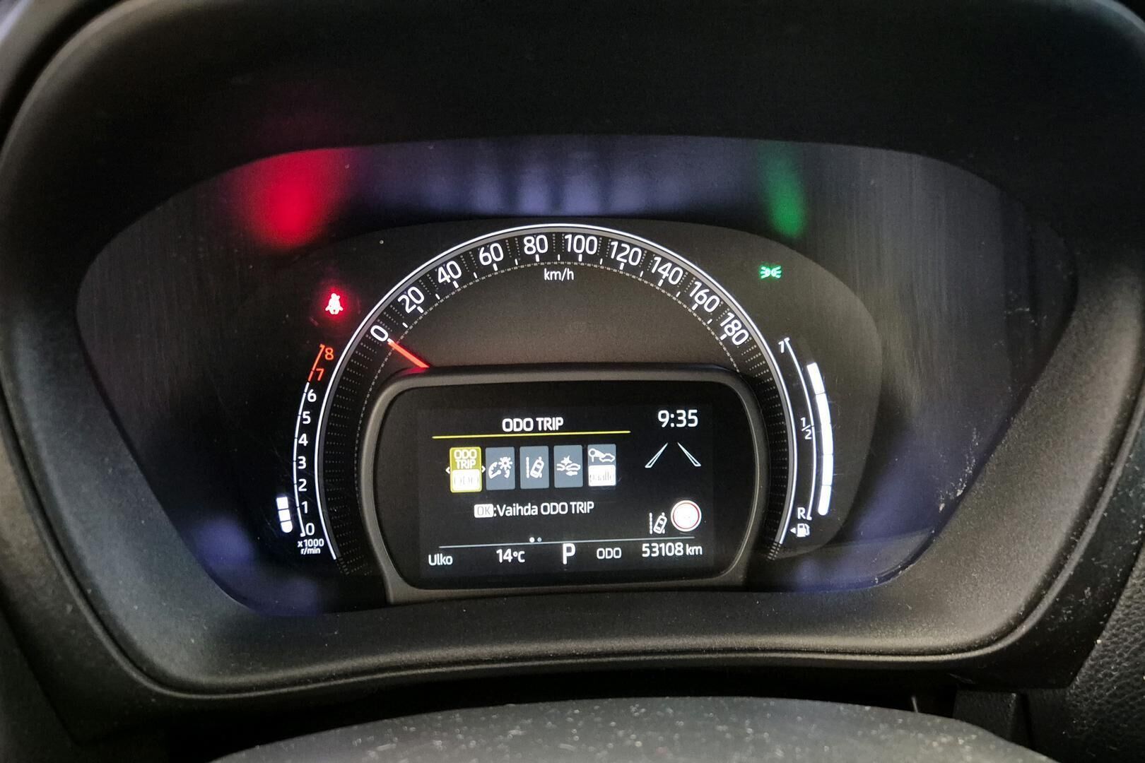 Toyota Aygo X iso kuva 14