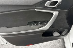 Kia Ceed esikatselu 13