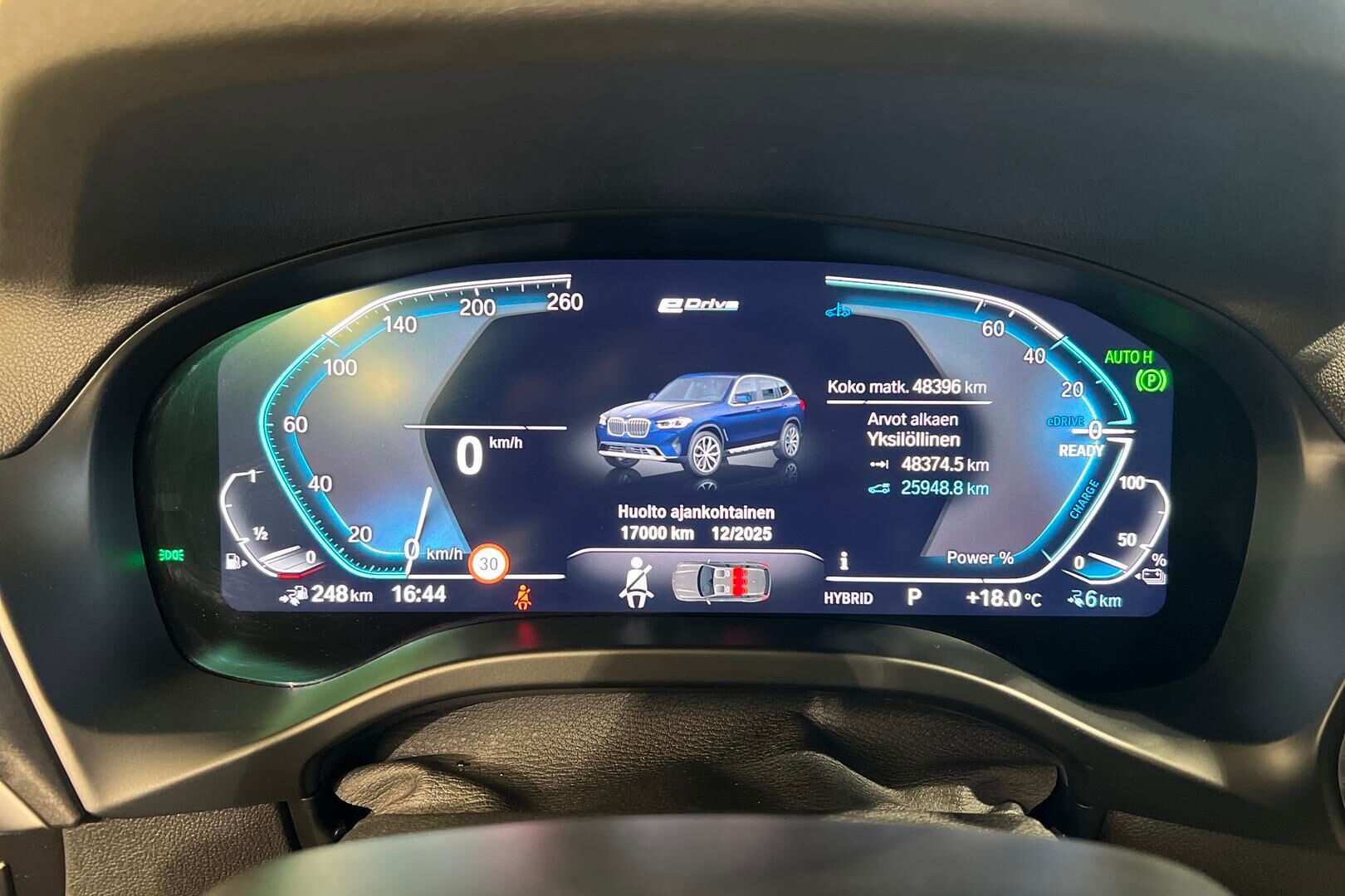 BMW X3 iso kuva 8