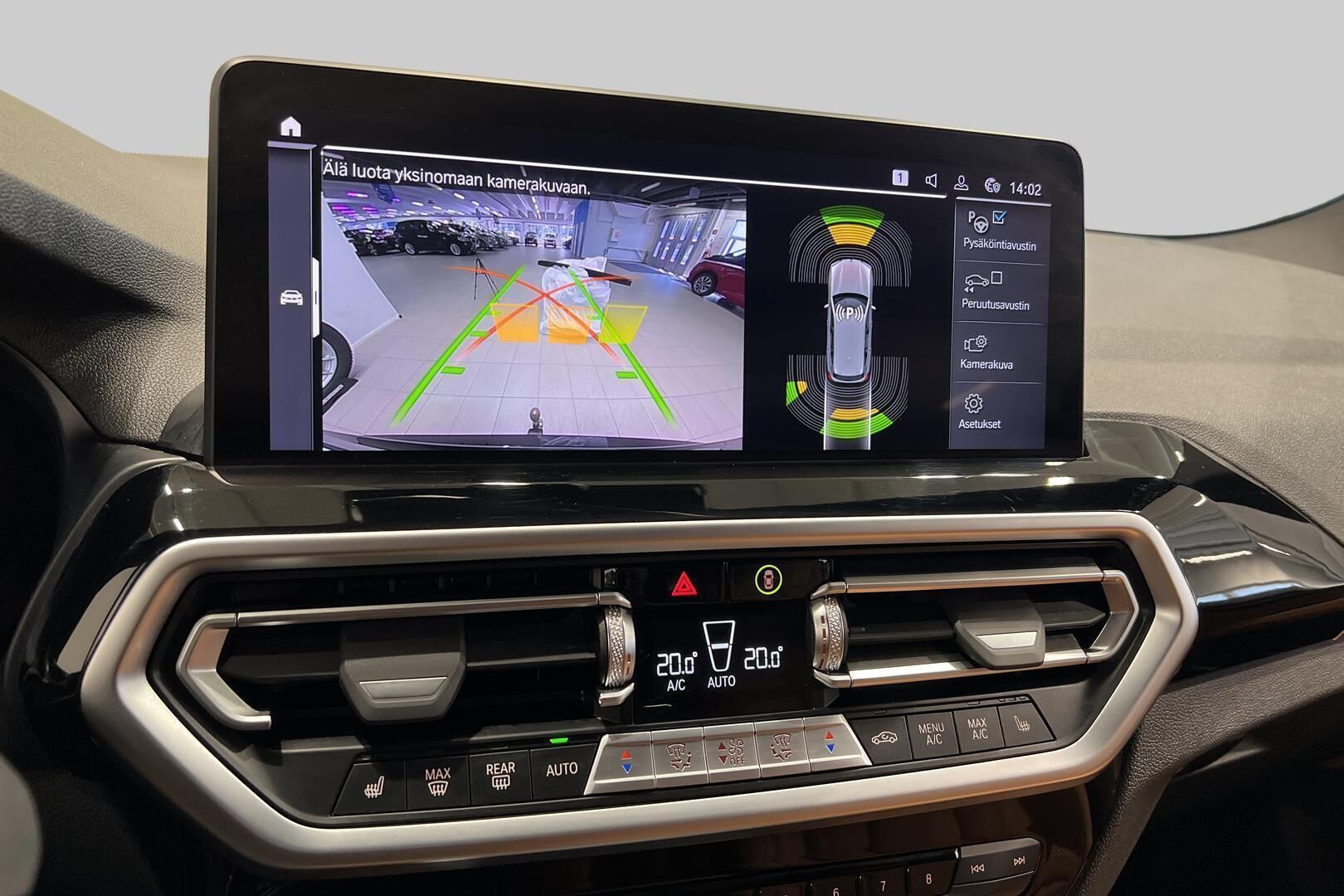 BMW X3 iso kuva 32