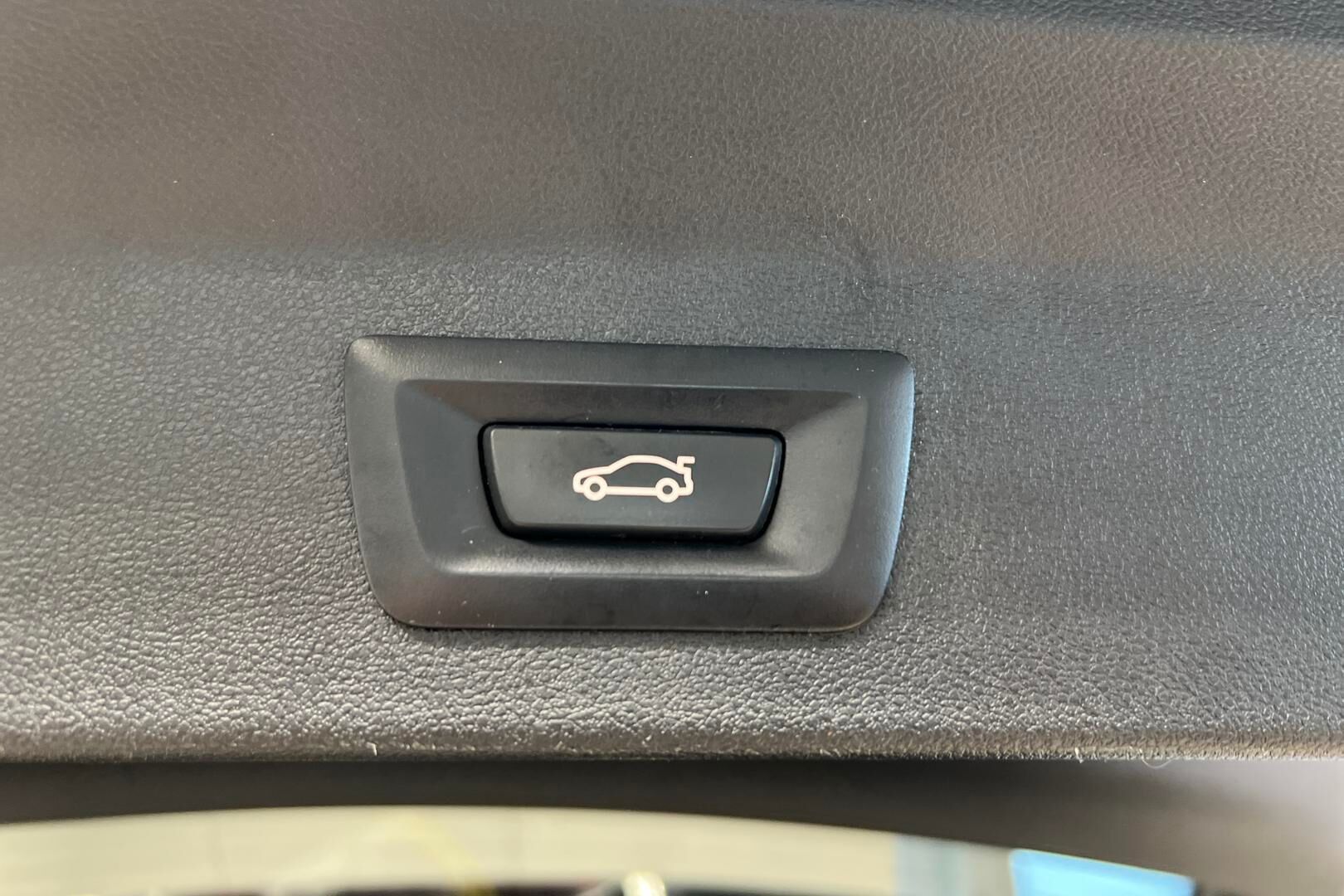 BMW X3 iso kuva 25