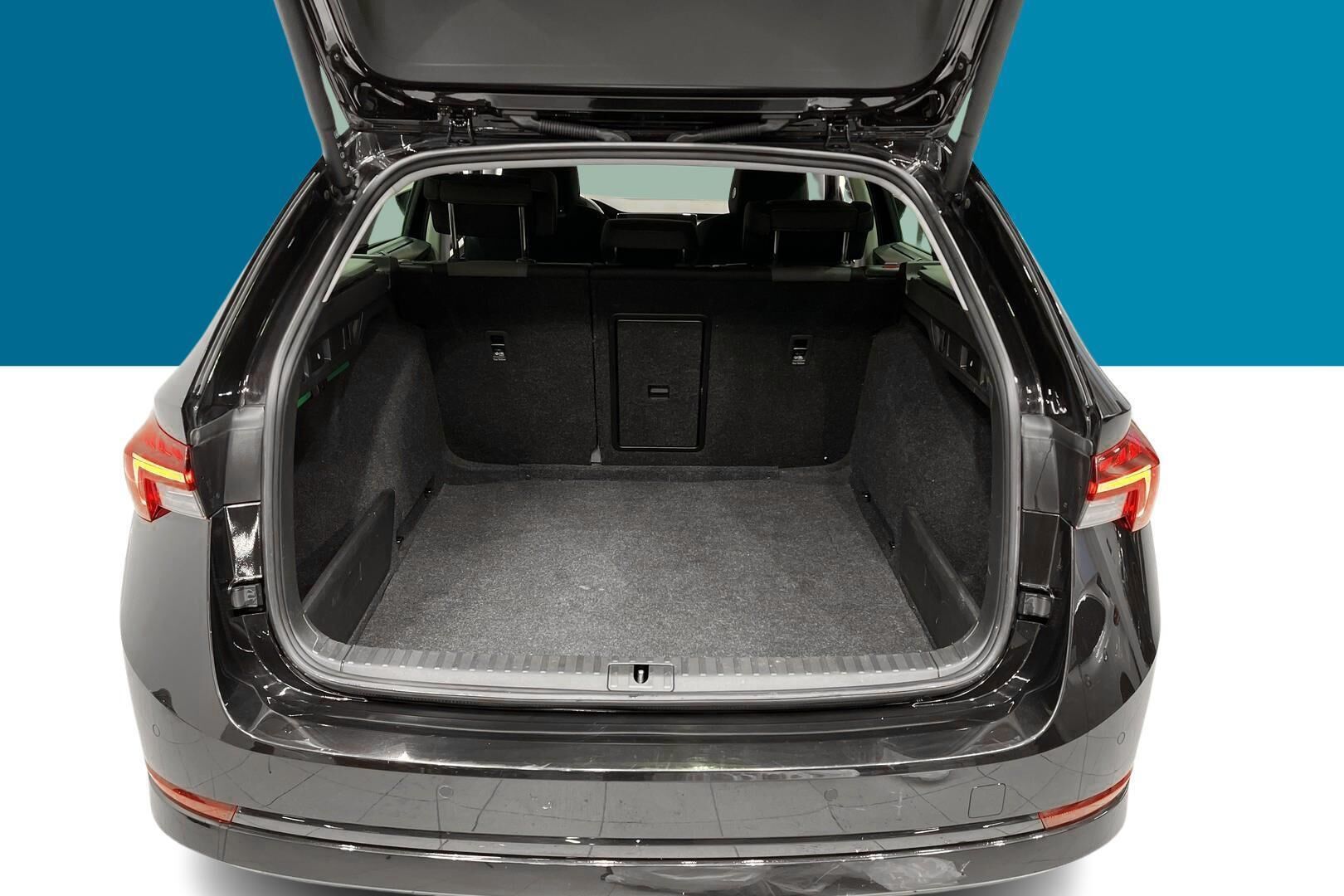 Skoda Octavia iso kuva 12