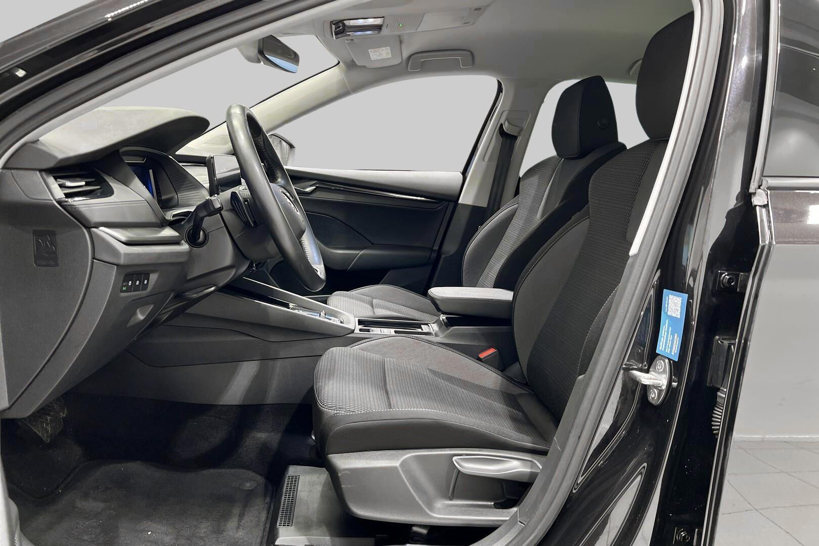 Skoda Octavia iso kuva 9