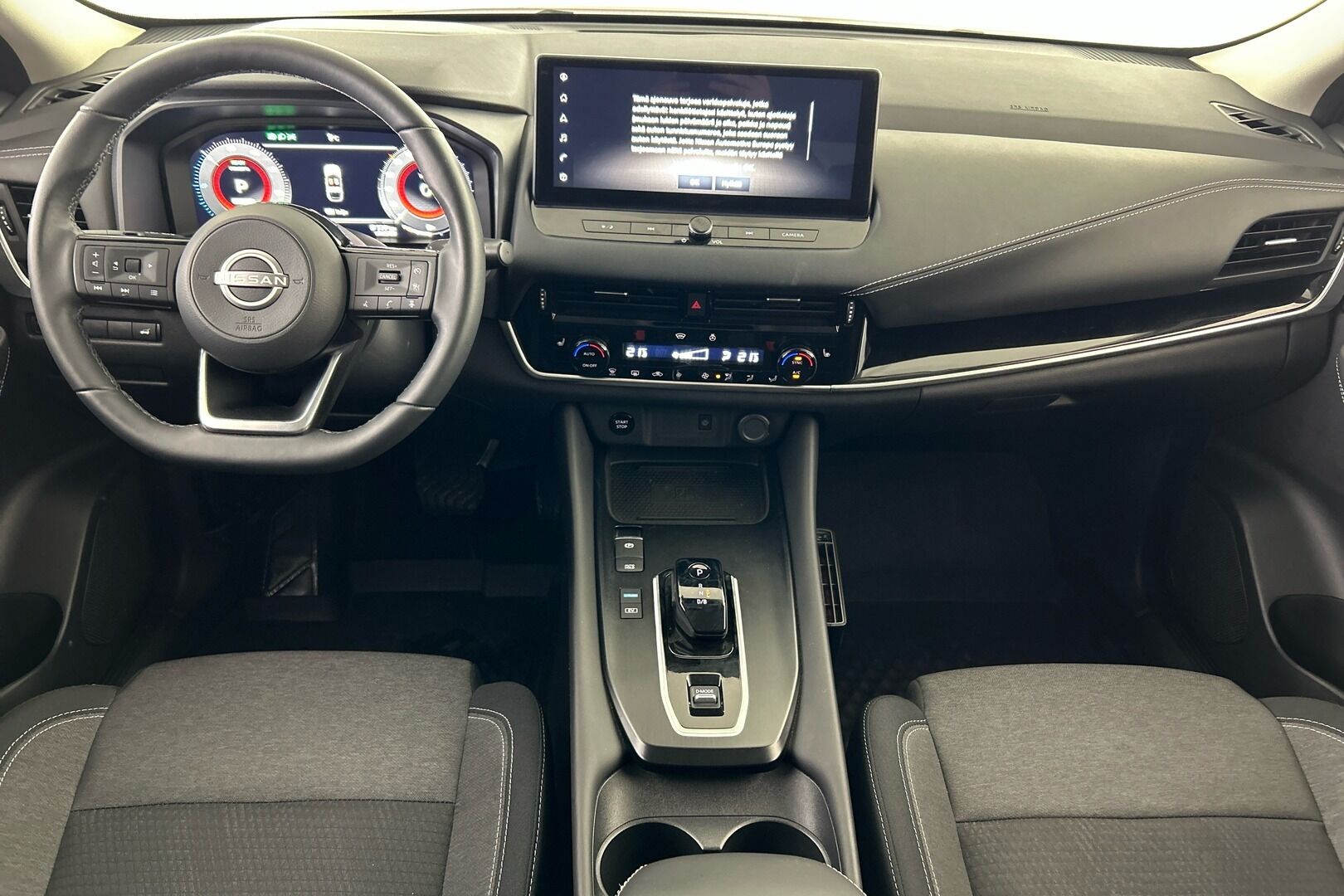 Nissan Qashqai iso kuva 15
