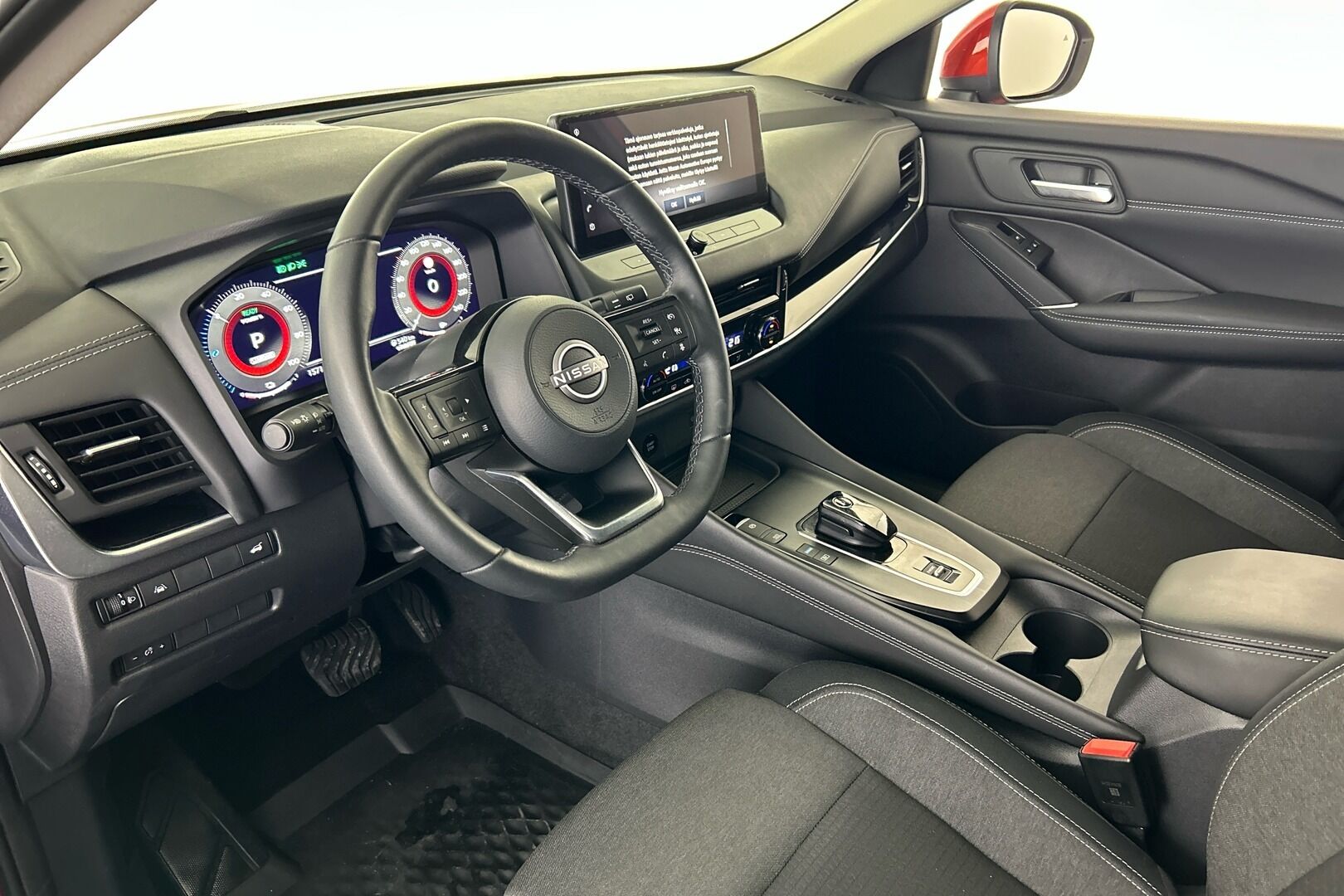 Nissan Qashqai iso kuva 7