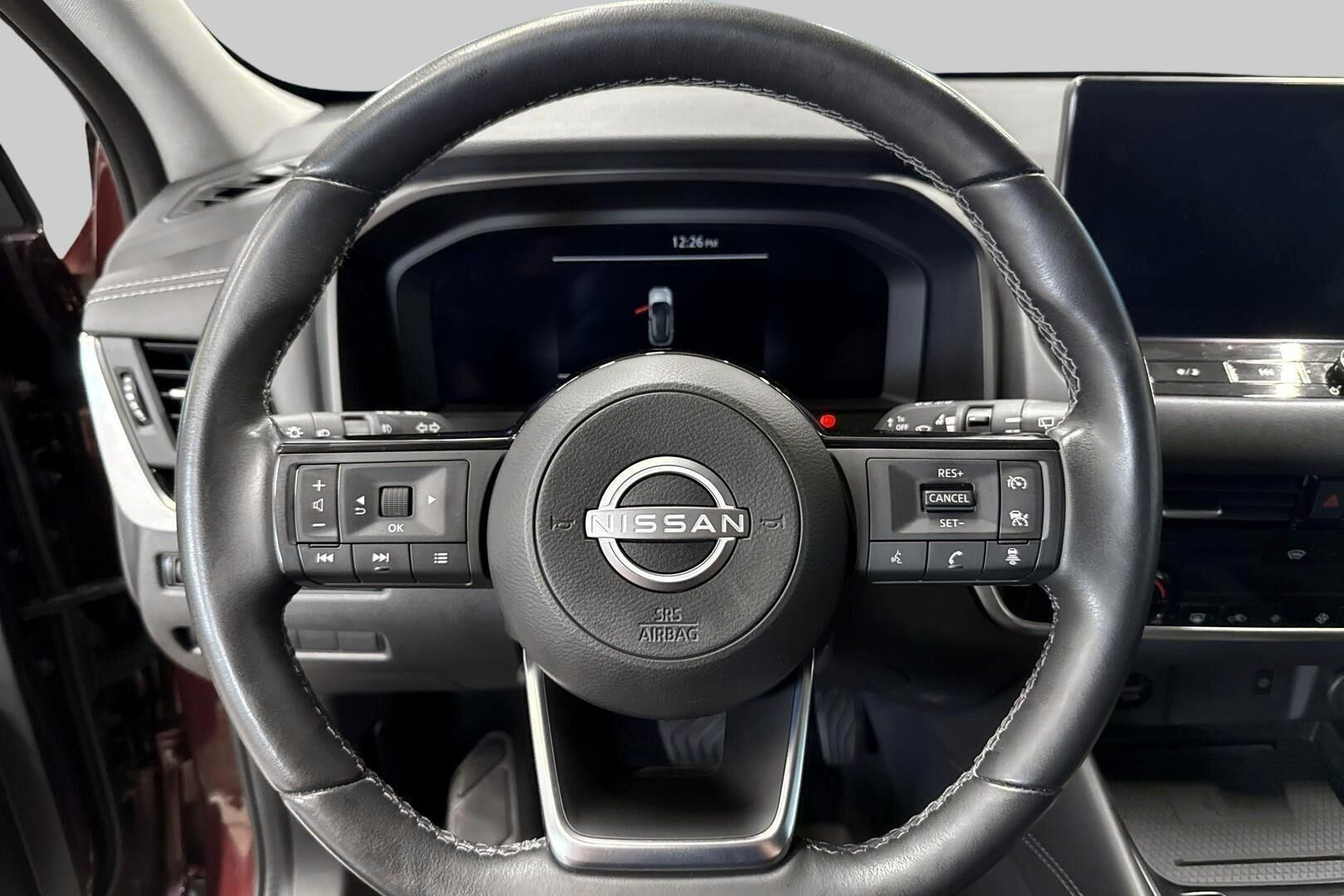 Nissan Qashqai iso kuva 16