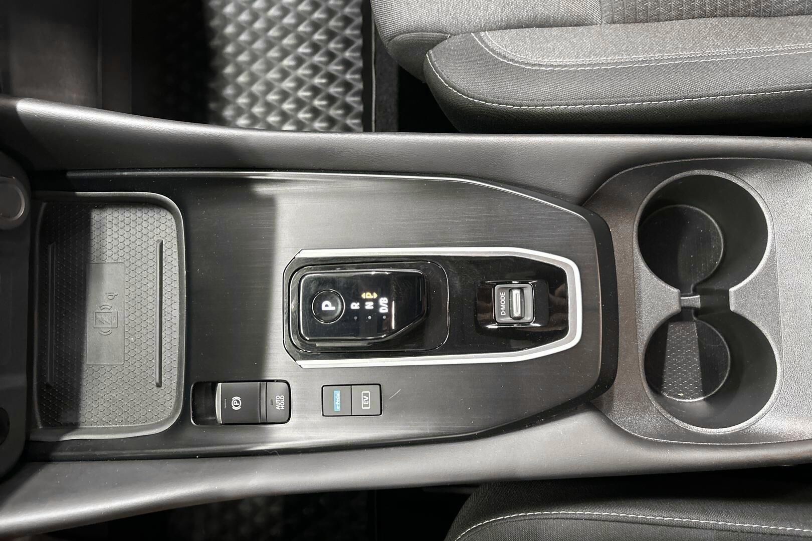 Nissan Qashqai iso kuva 17