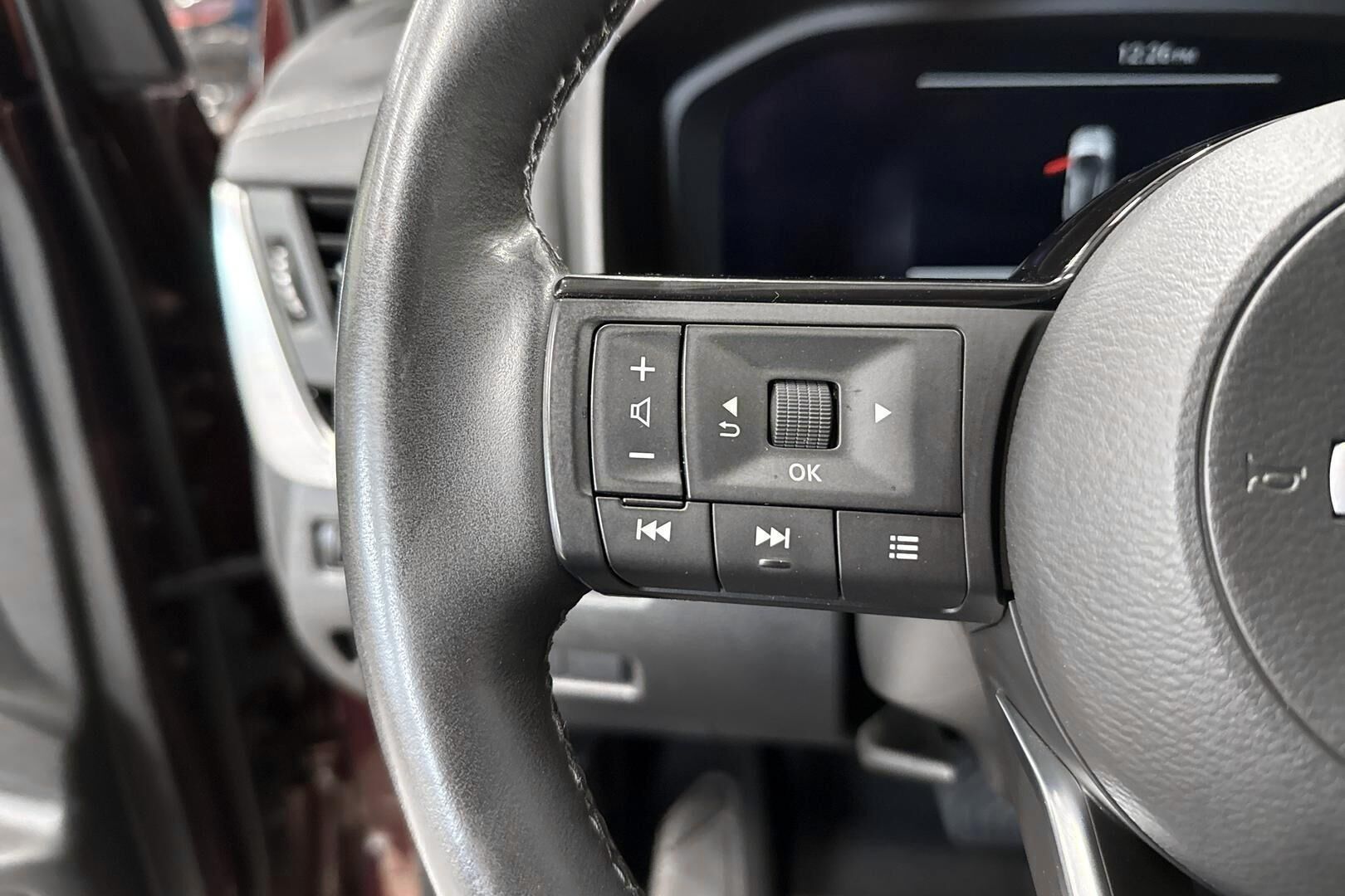 Nissan Qashqai iso kuva 17