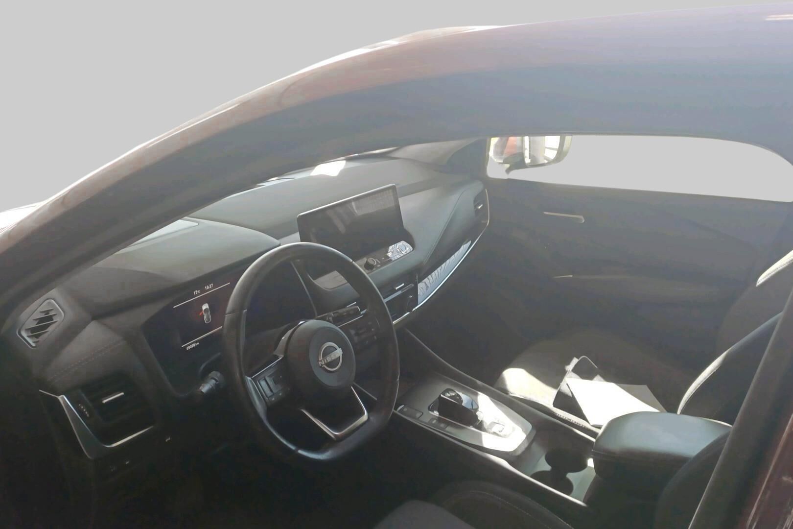 Nissan Qashqai iso kuva 2