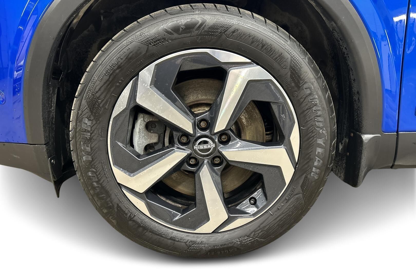 Nissan Qashqai iso kuva 12