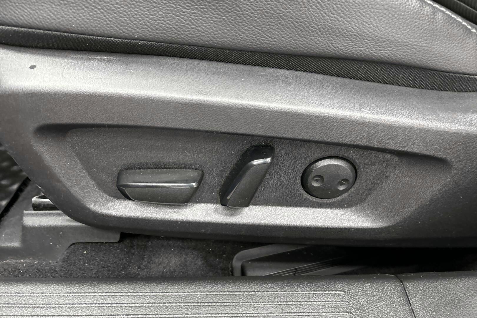 Nissan Qashqai iso kuva 19