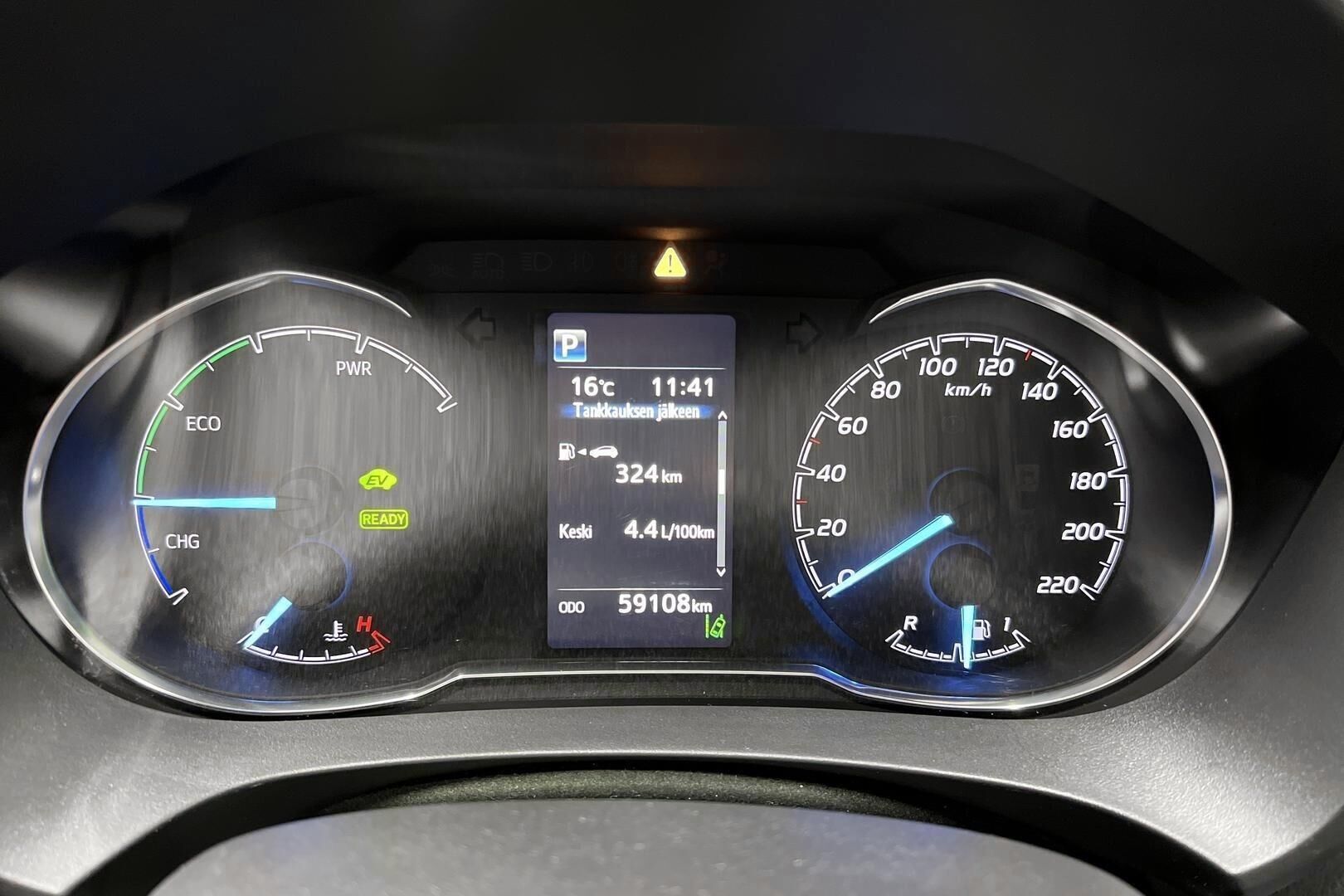 Toyota Yaris iso kuva 13