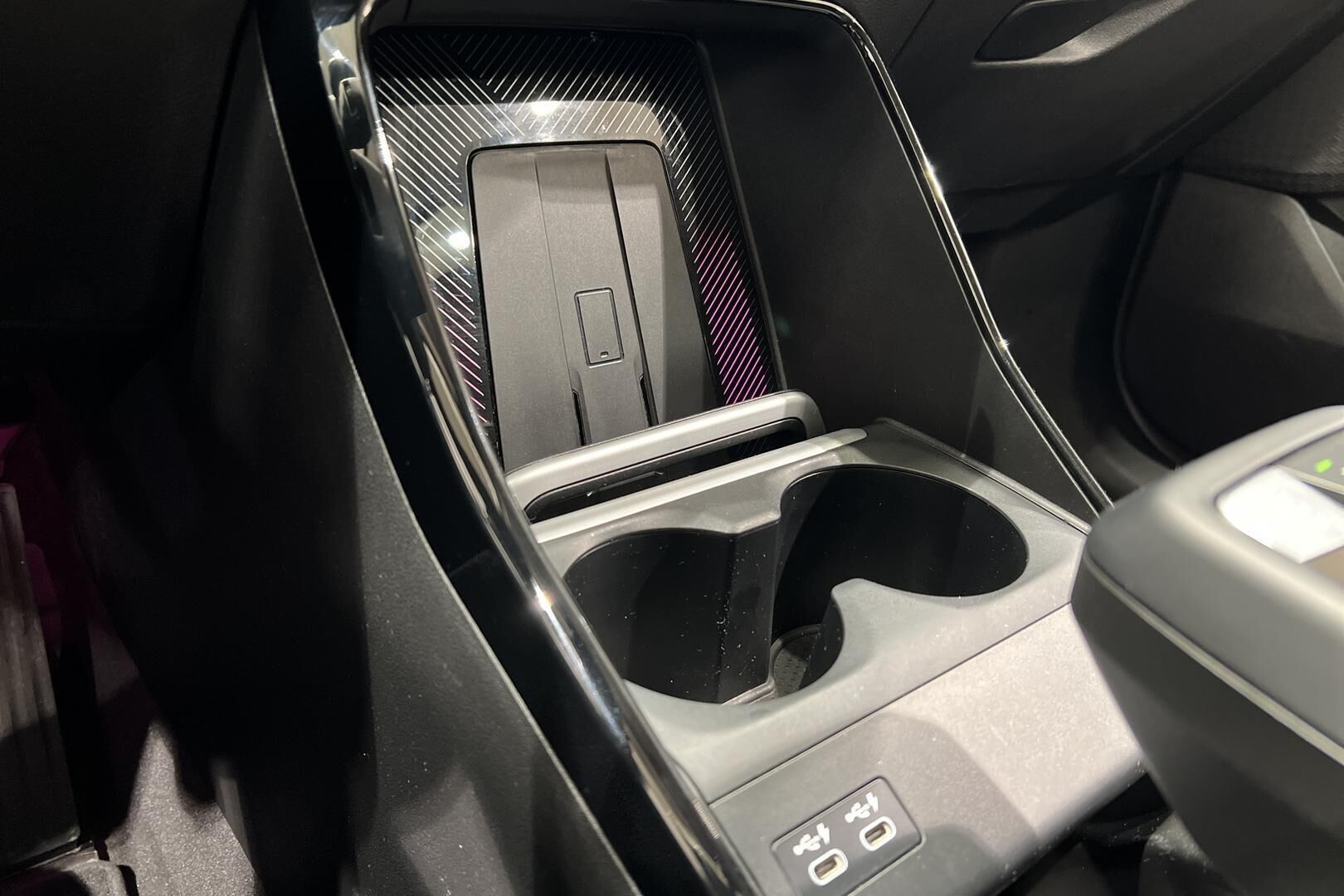 BMW X1 iso kuva 25