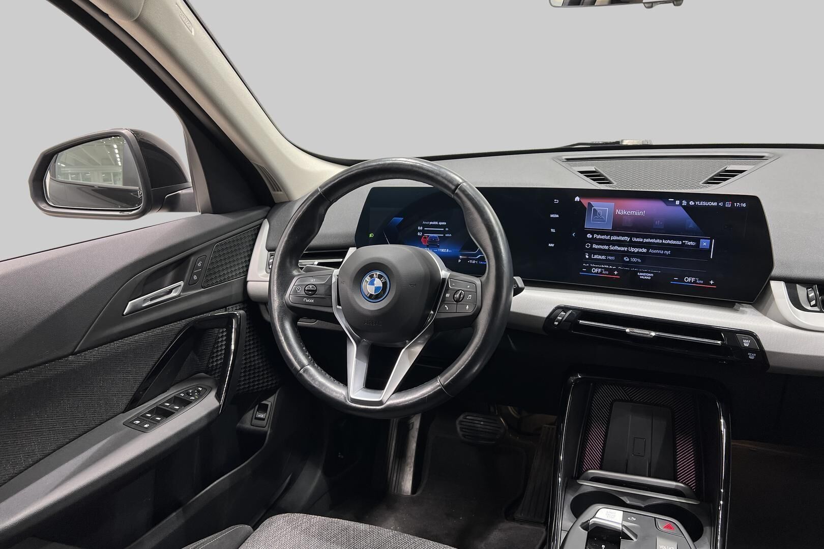 BMW X1 iso kuva 35