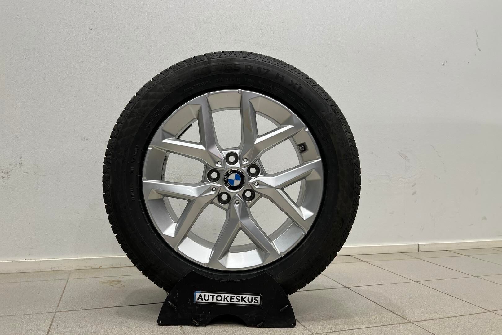 BMW X1 iso kuva 38