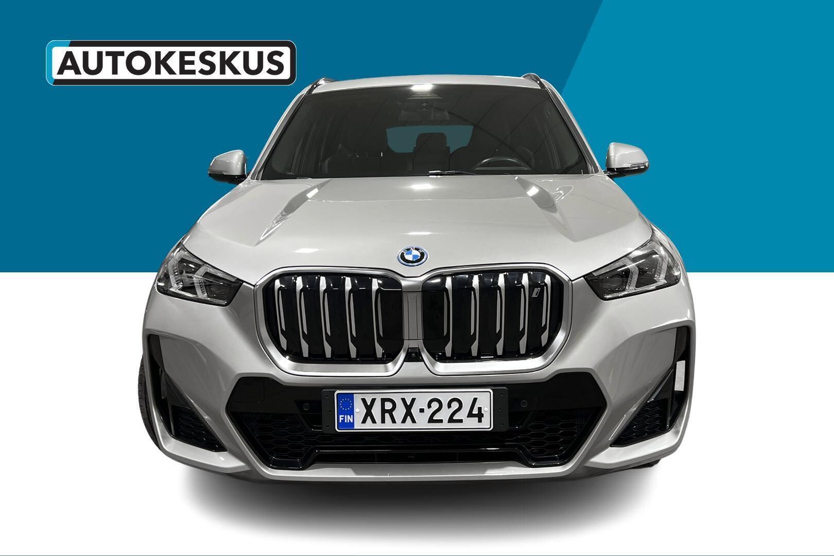 BMW iX1 iso kuva 1