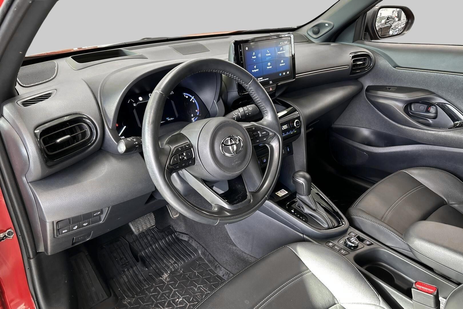 Toyota Yaris Cross iso kuva 9