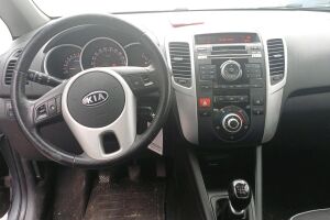 Kia Venga esikatselu 10
