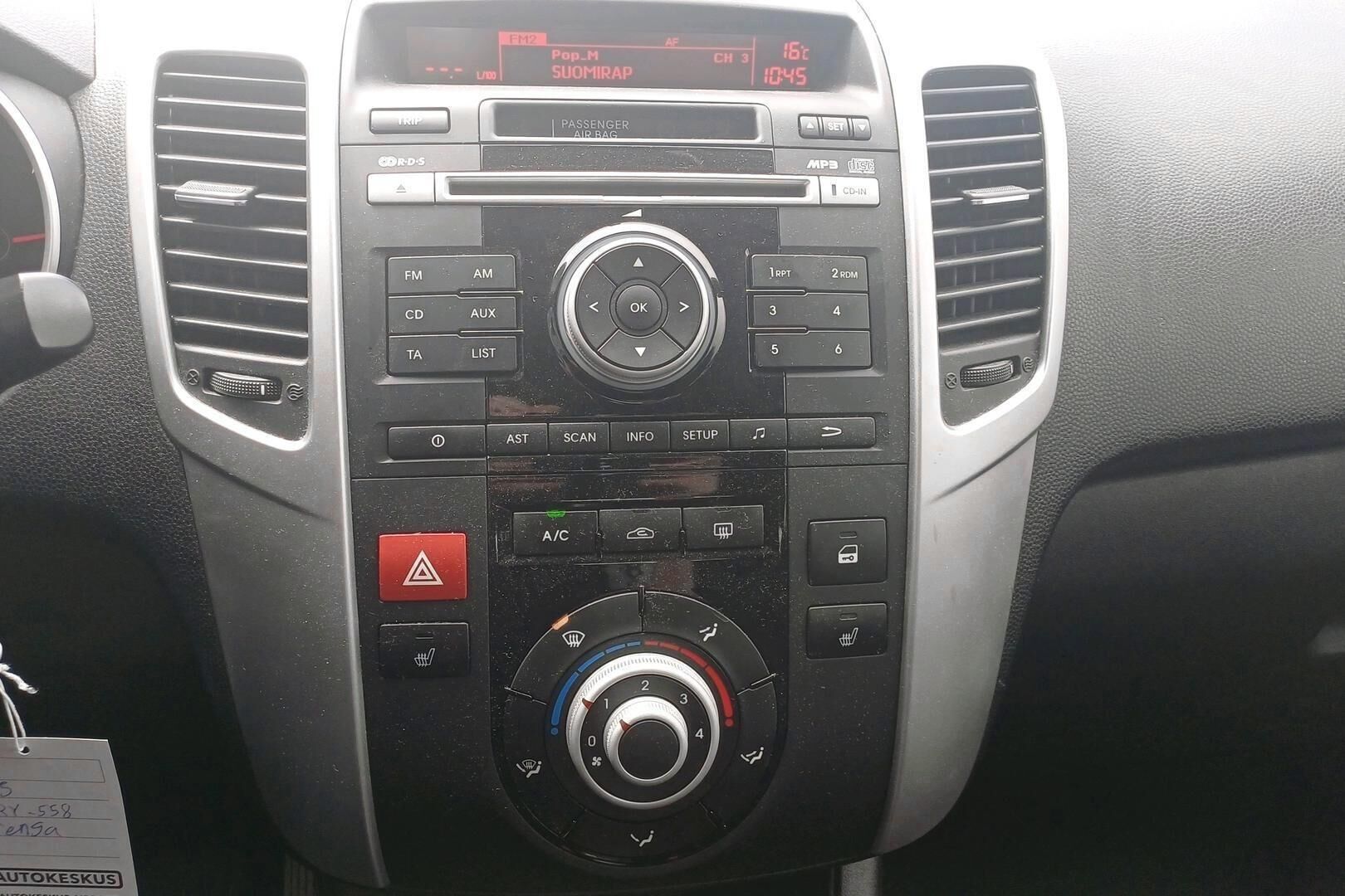 Kia Venga iso kuva 14