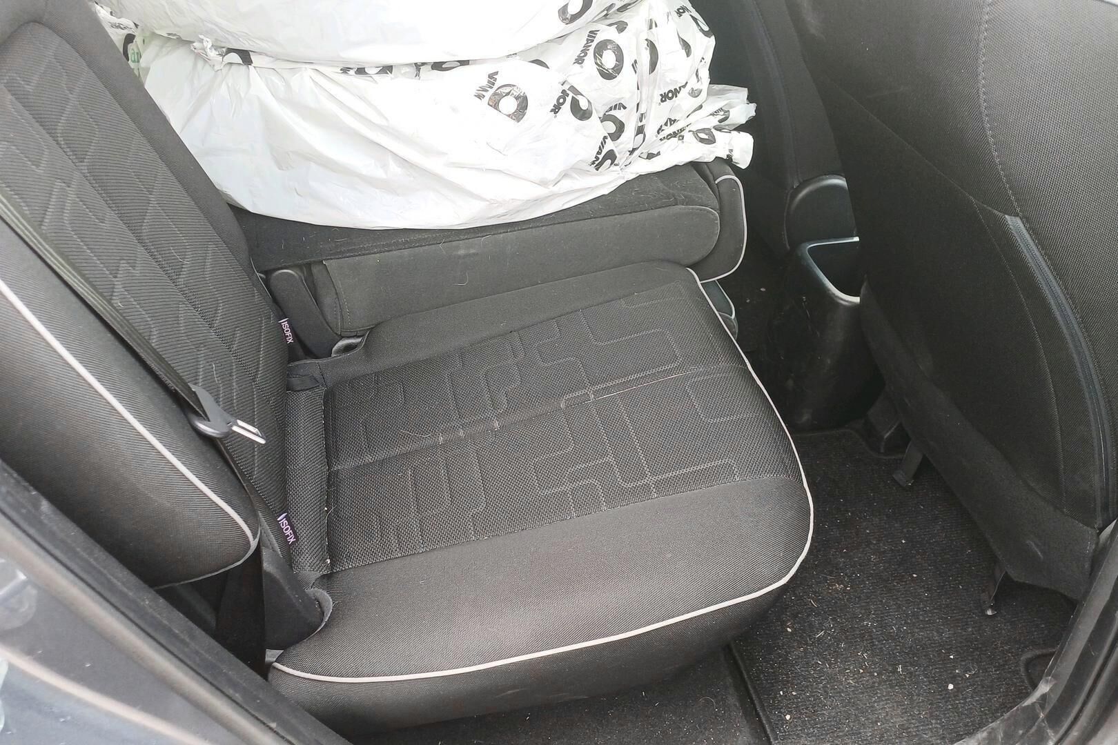 Kia Venga iso kuva 26