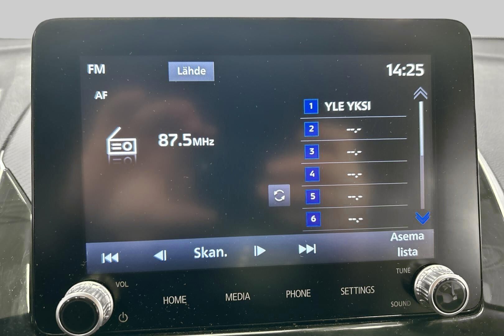 Mitsubishi Eclipse Cross iso kuva 14