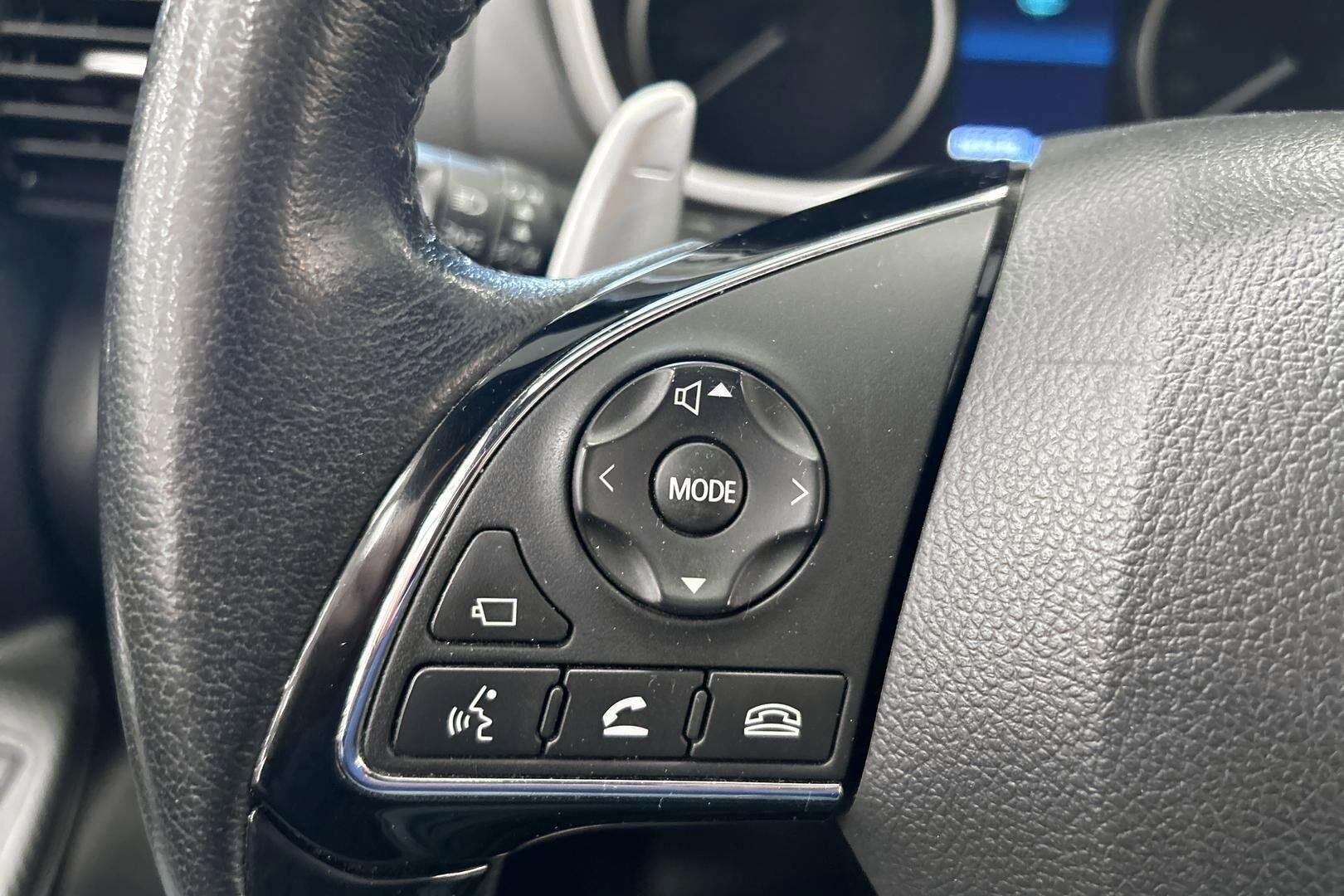 Mitsubishi Eclipse Cross iso kuva 19