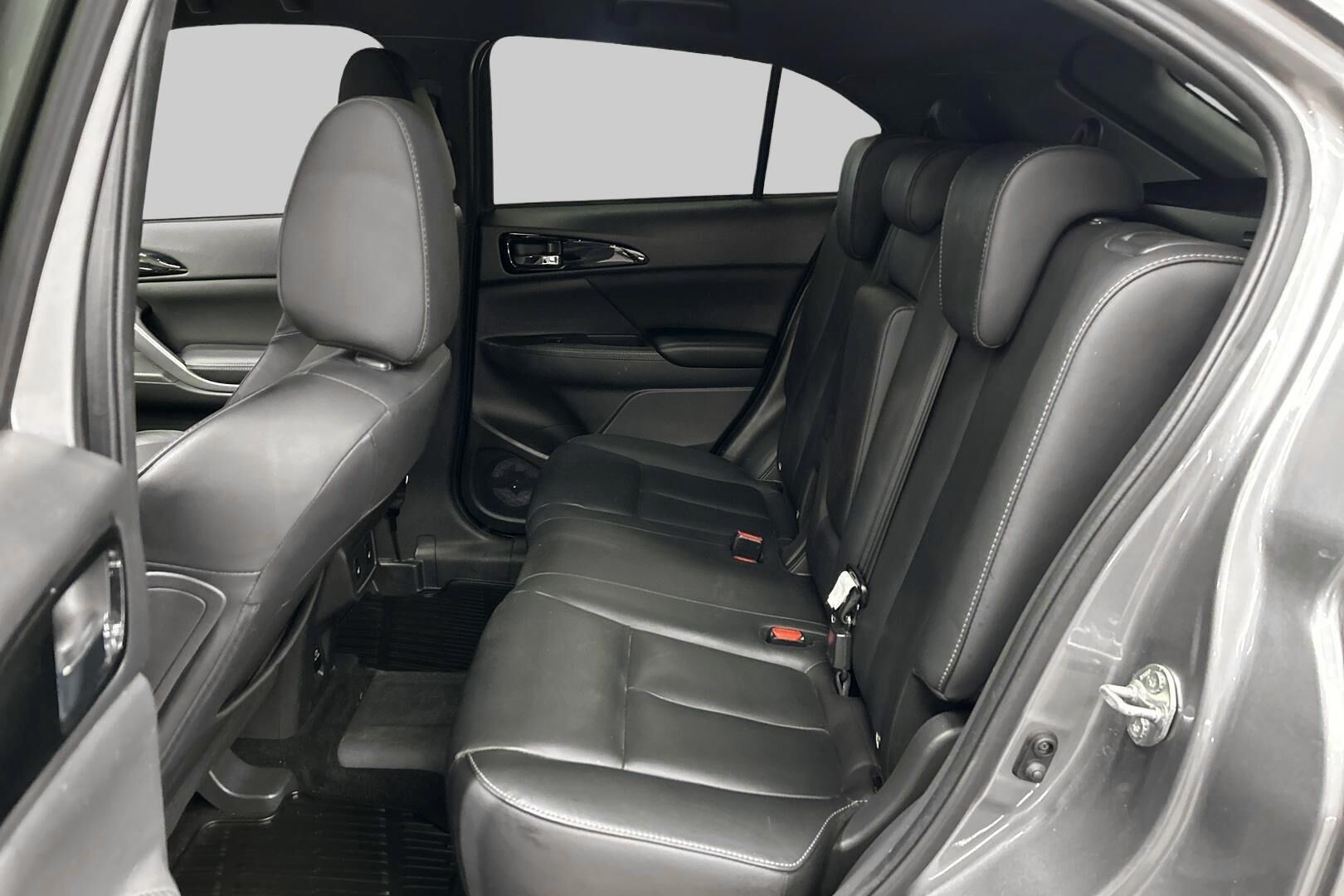Mitsubishi Eclipse Cross iso kuva 9